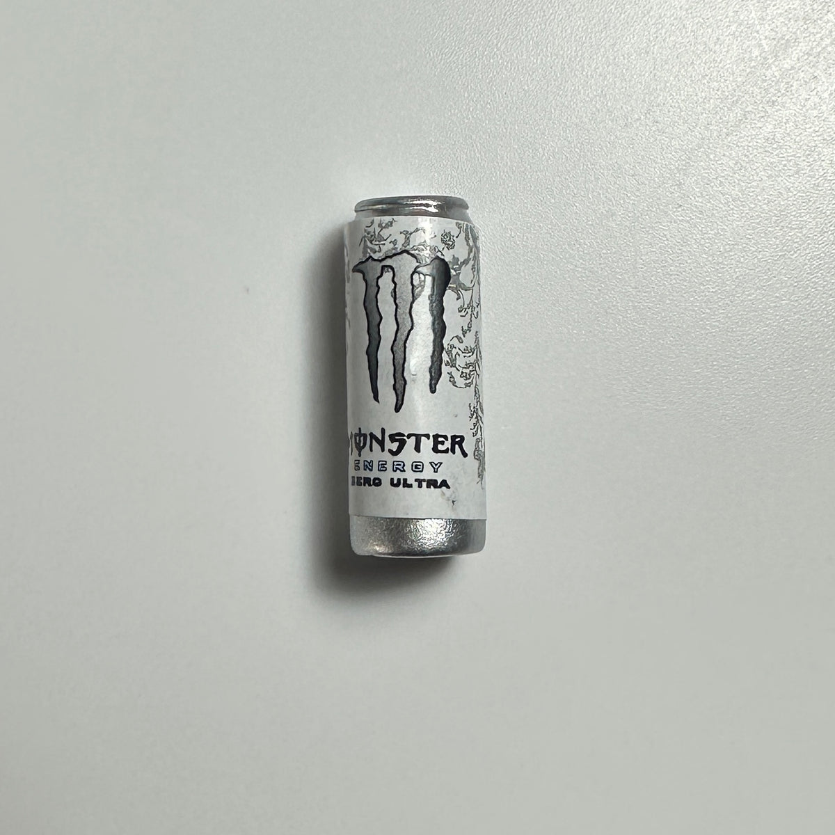 Monster Can White